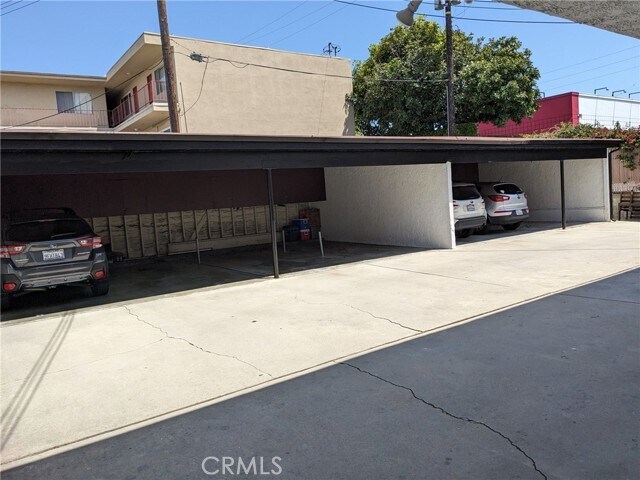 Building Photo - 2758 Orange Ave
