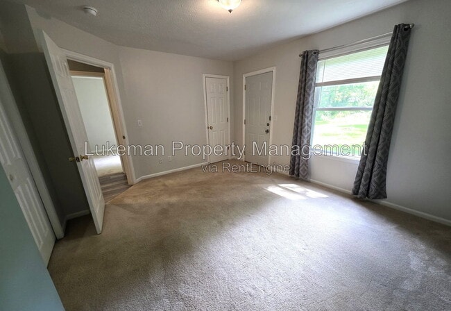 Building Photo - 5635 Monticello Ave