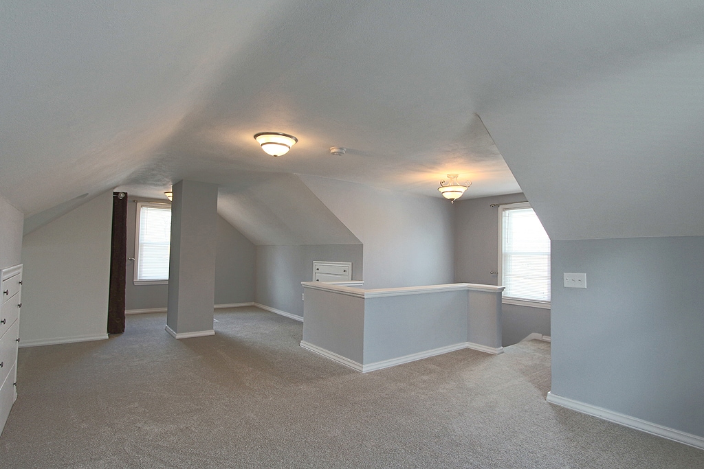 Upper Master Suite - 1808 34th St