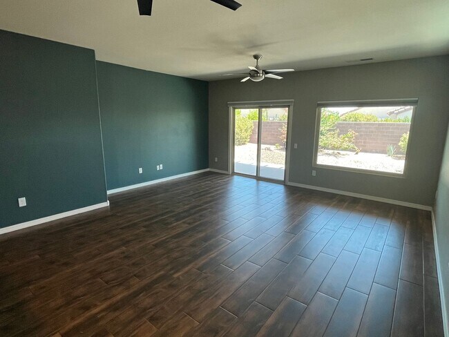 Building Photo - 16289 W Mountain Pass Dr