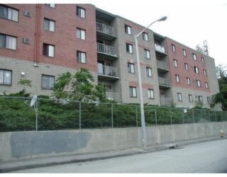 Primary Photo - 44 Byron St