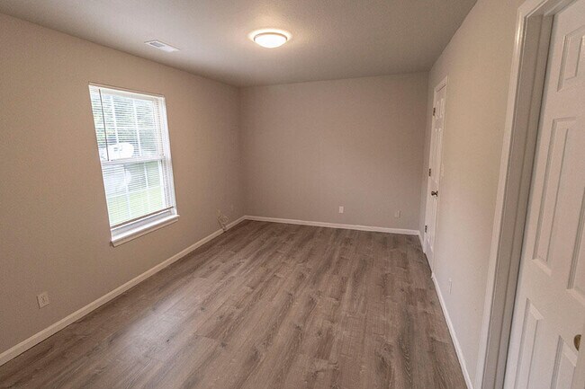 Building Photo - 1601 Bold Ruler Ct