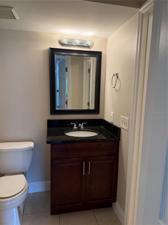 Building Photo - 425 Fountainhead Cir