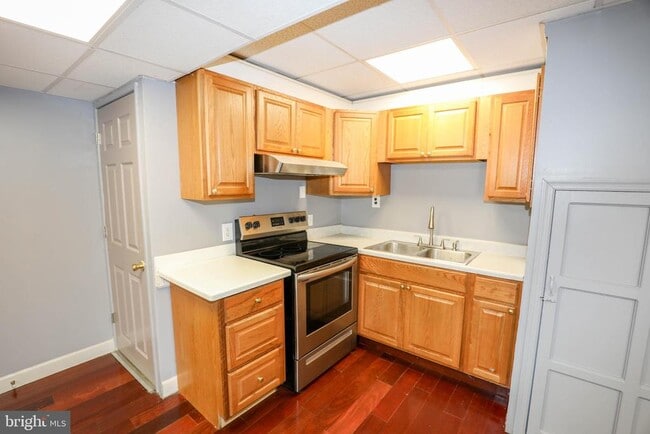 Building Photo - 103 Waelchli Ave