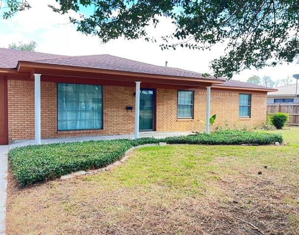 Building Photo - 209 Red Bird Ln