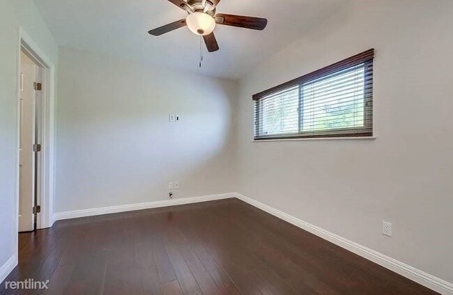 Building Photo - 3 br, 2 bath House - 7225 Macquarie Street