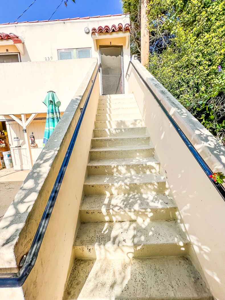 Building Photo - 239 Pacific St