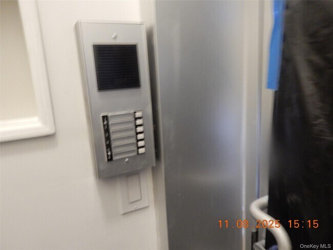 Building Photo - 69 Yonkers Ave