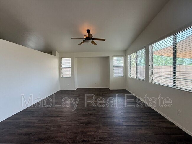 Building Photo - 8311 S 23rd Pl