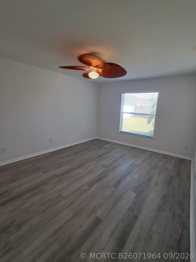 Building Photo - 2697 SW Altamira Ave