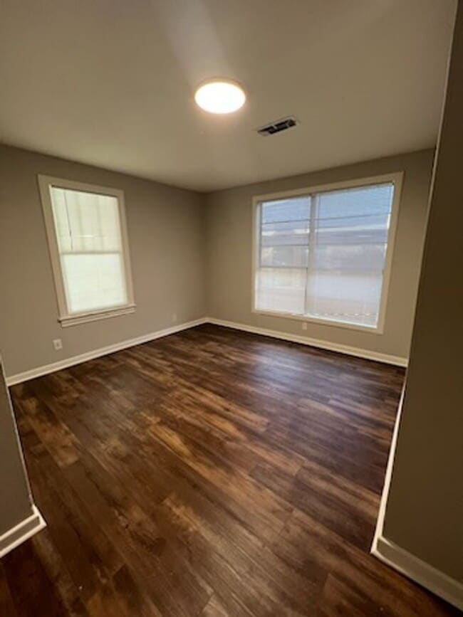 Building Photo - 3 Bed, 1 Bath House in Nederland!