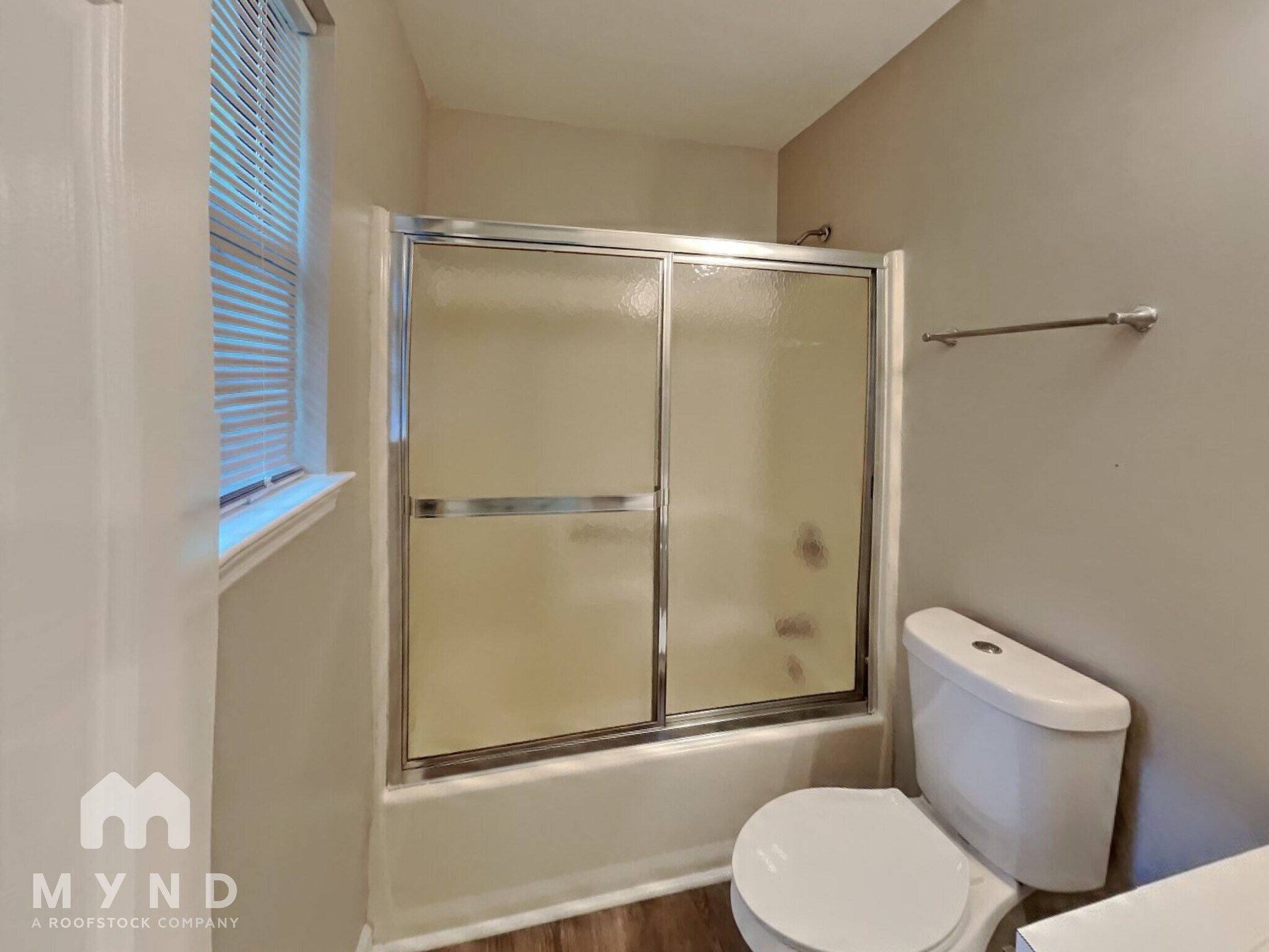 Building Photo - 4020 Hudson Dr