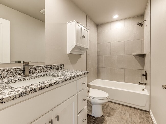 Building Photo - Newer Home + Deer Creek Schools + Storm Shelter