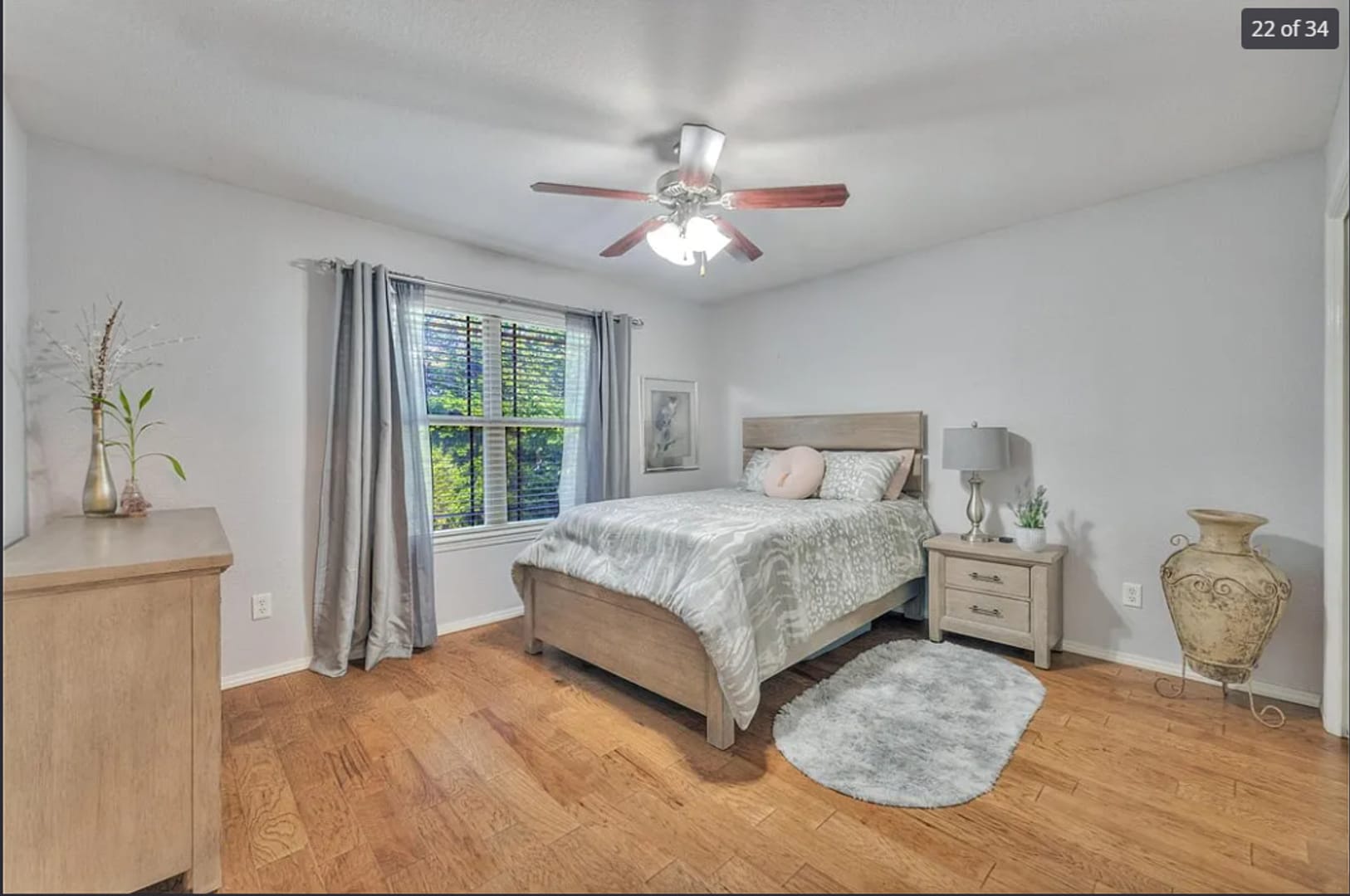 Building Photo - 4 Blenheim Ln