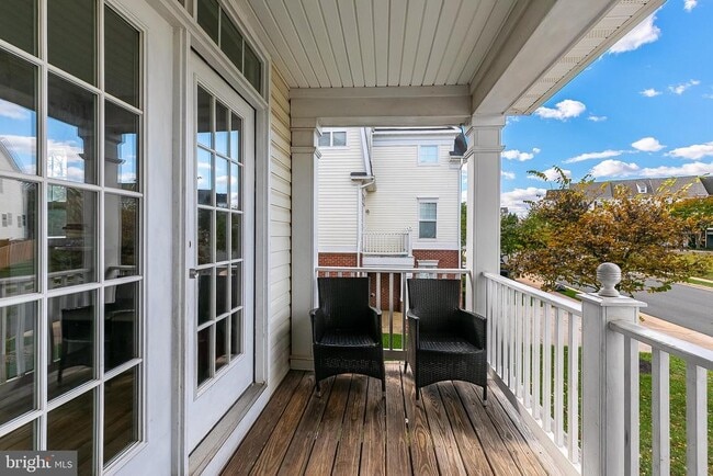 Building Photo - 8265 Glade Bank Dr