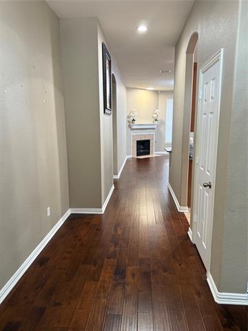 Building Photo - 1027 Fair Oaks Dr