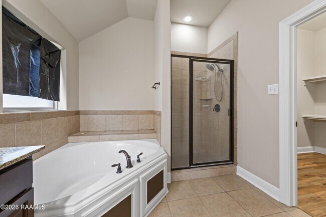 Building Photo - 101 Ace Ln