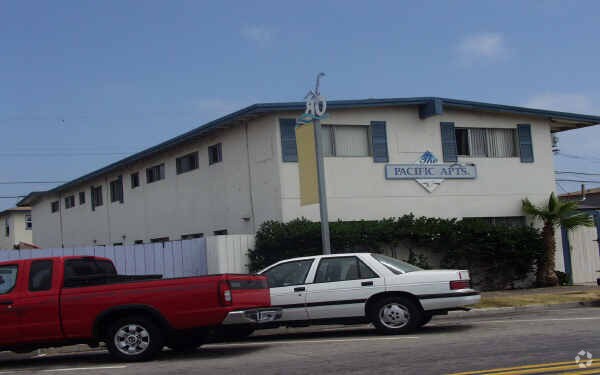 Primary Photo - Pacific Apartments