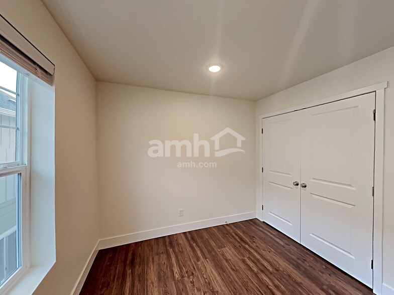 Building Photo - 33091 Eagle Peak Ln
