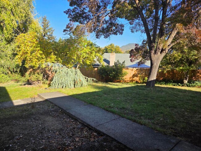 Building Photo - Newly renovated three bedroom home | Available Mid April