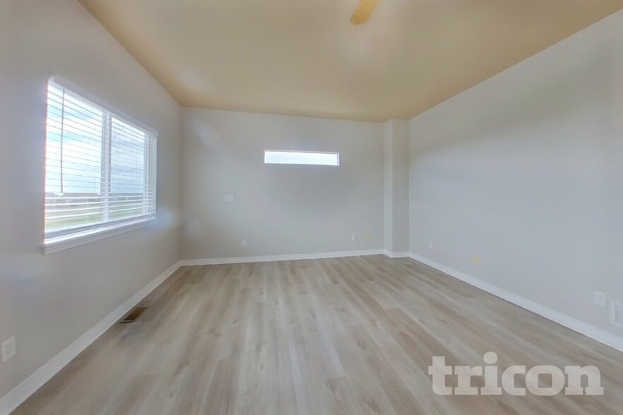 Building Photo - 10857 Greenbelt Dr