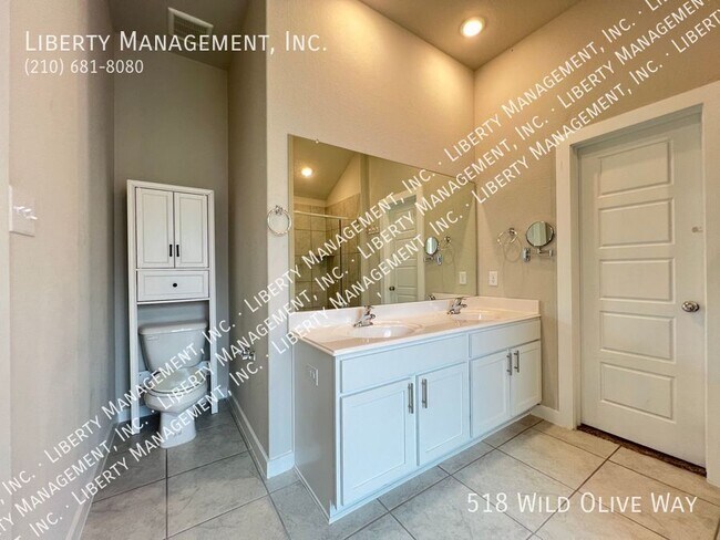 Building Photo - 518 Wild Olive Wy