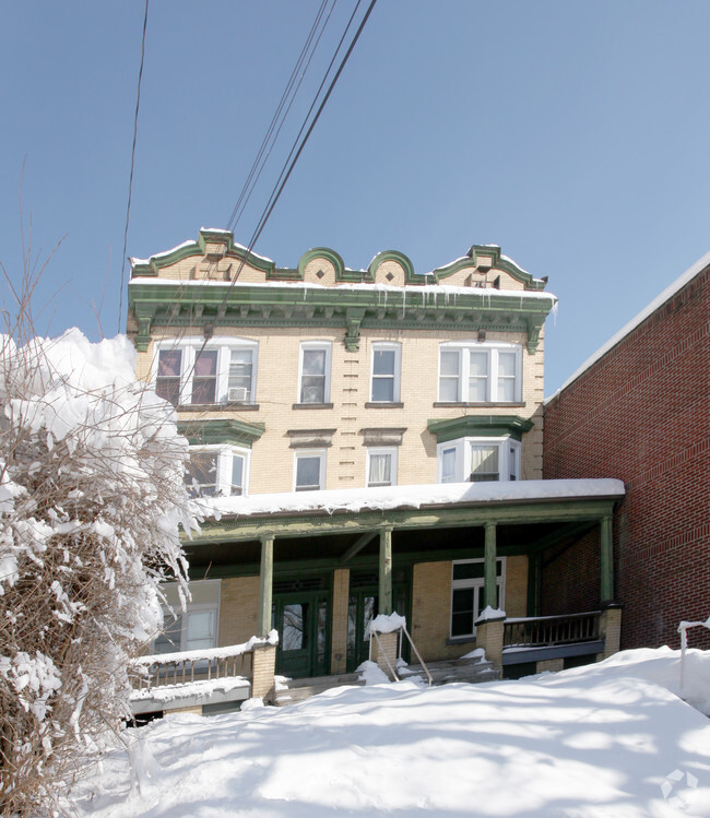 Building Photo - 373-375 Mckee Pl