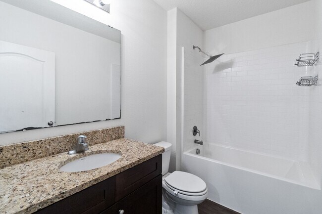 Building Photo - 4/2 Energy Efficient Home in St. Cloud w/ Fenced Back Yard