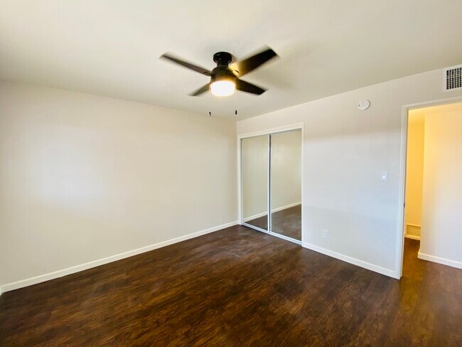 Building Photo - Newly Renovated Spacious 1 Bedroom with Vi...