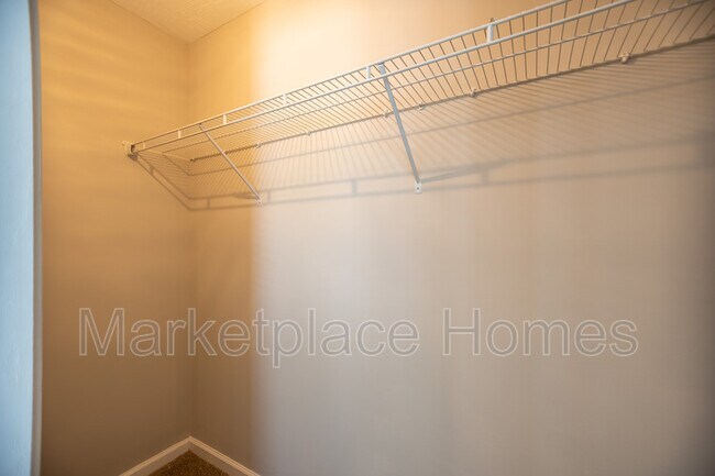 Building Photo - 207 Adderman Dr