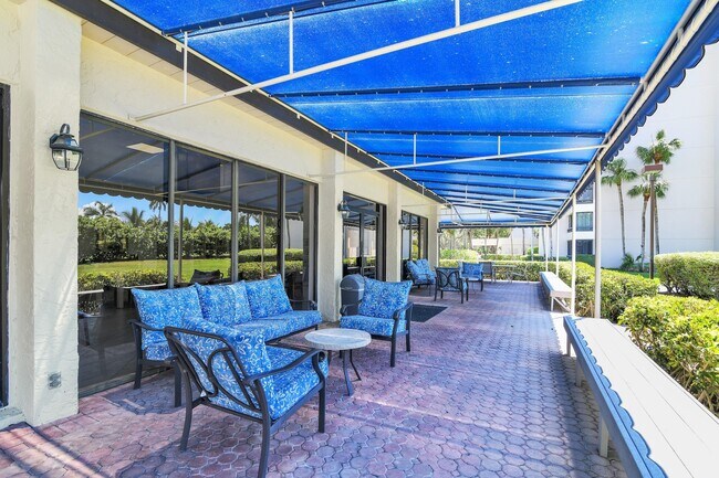 Building Photo - 6620 Boca Del Mar Dr