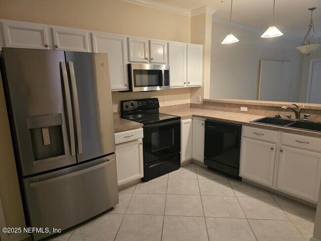 Building Photo - 221 Northbridge Ct