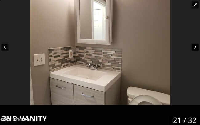 Building Photo - 1530 El Prado Rd