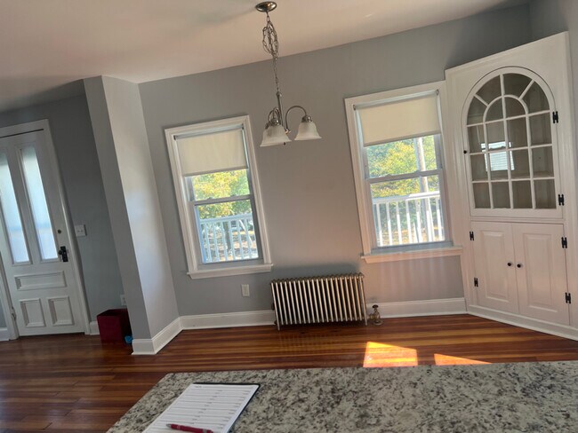 Building Photo - 42 Gorham St