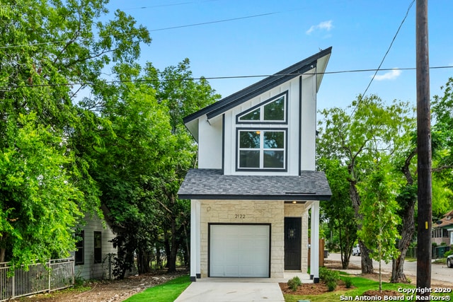 Building Photo - 2202 Virginia Blvd