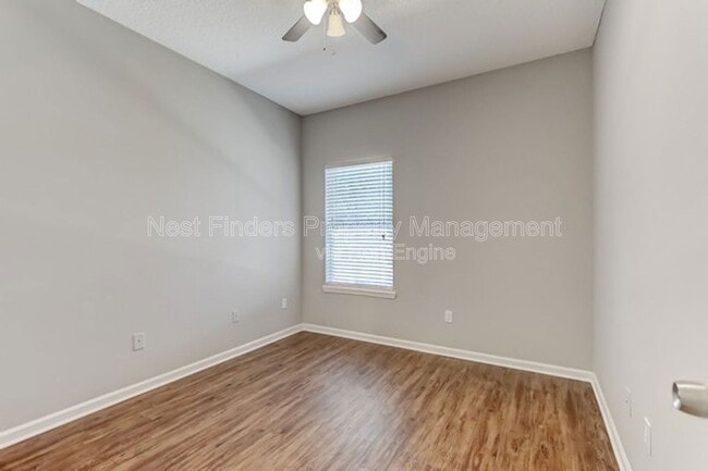 Building Photo - 1704 Dartmoor Ln