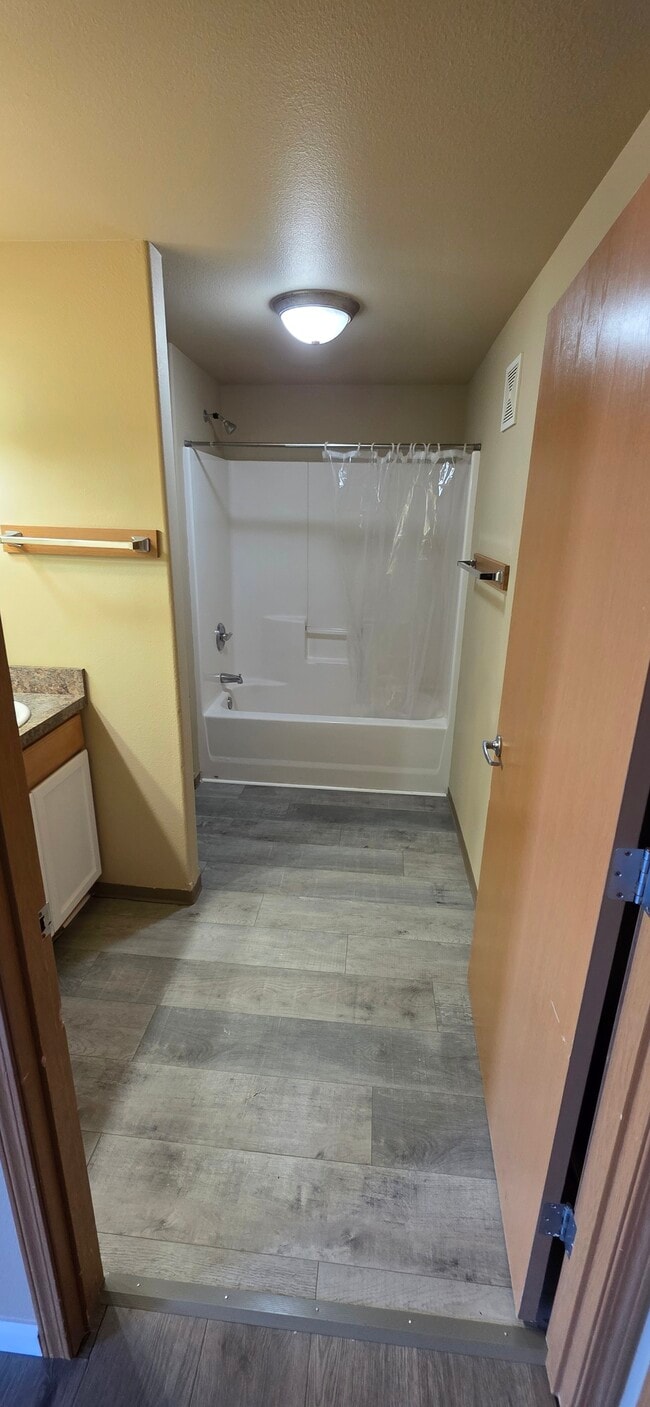 Building Photo - NE Timberlake