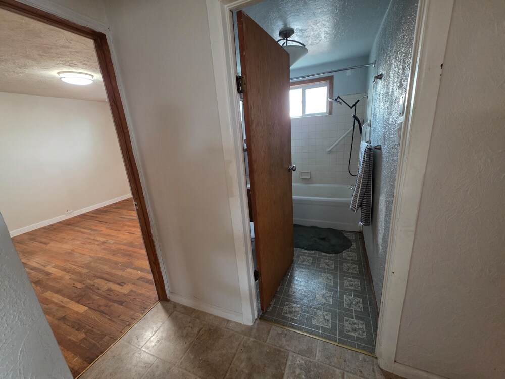 Building Photo - 4467 W 49th S