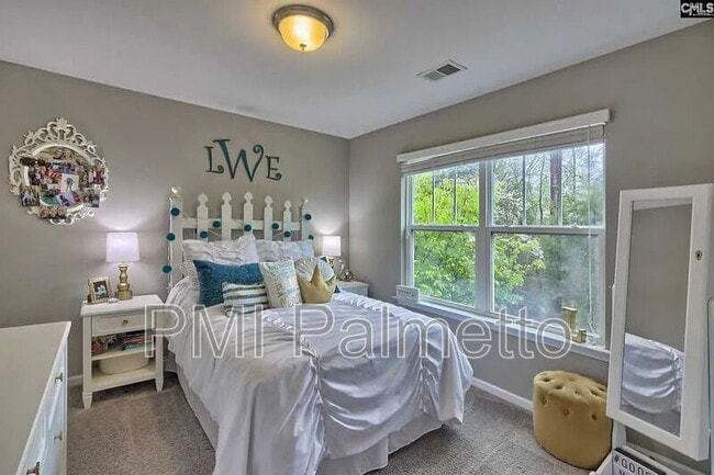 Building Photo - 326 Lanyard Ln