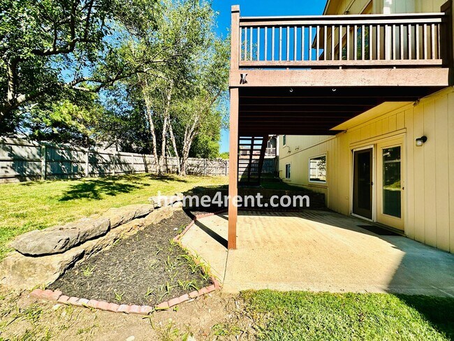 Building Photo - 14236 W 153rd St