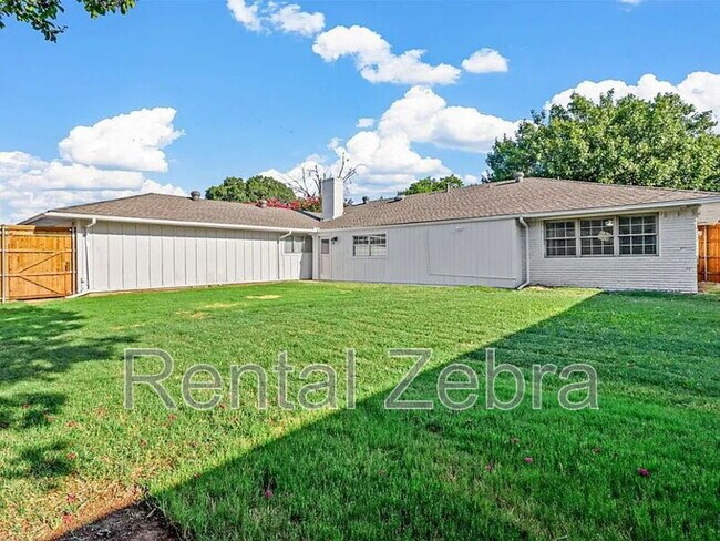 Building Photo - 3212 Altman Dr