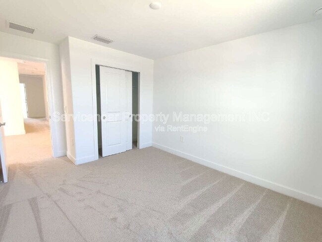 Building Photo - 6140 Baywood Ct