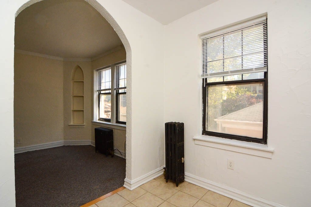 Building Photo - 4834 N Damen Ave