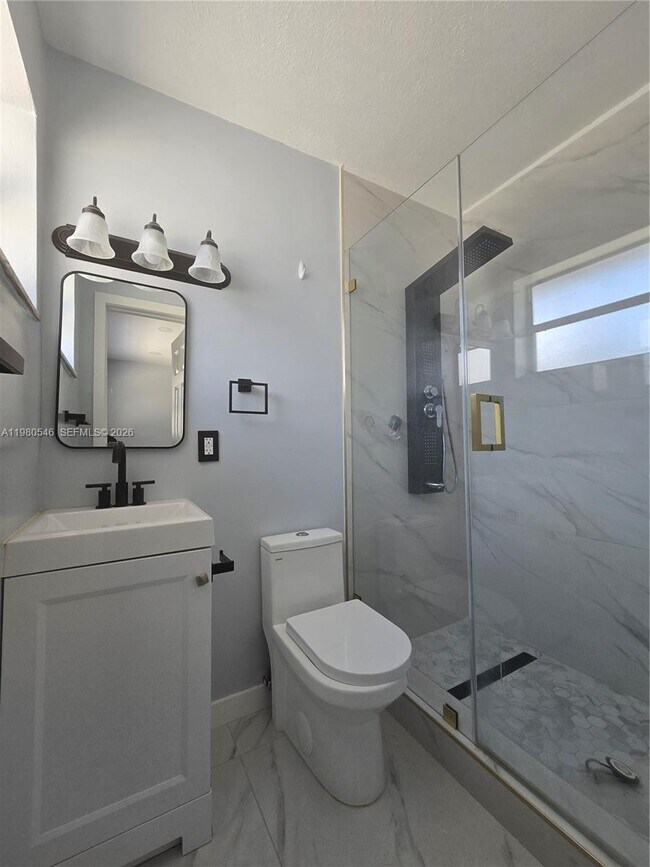 Building Photo - 4095 N Andrews Ave