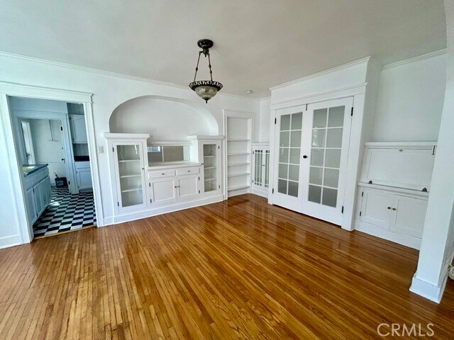 Building Photo - 624 Parkman Ave