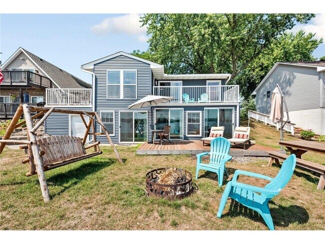 Building Photo - 26755 Fremont Dr
