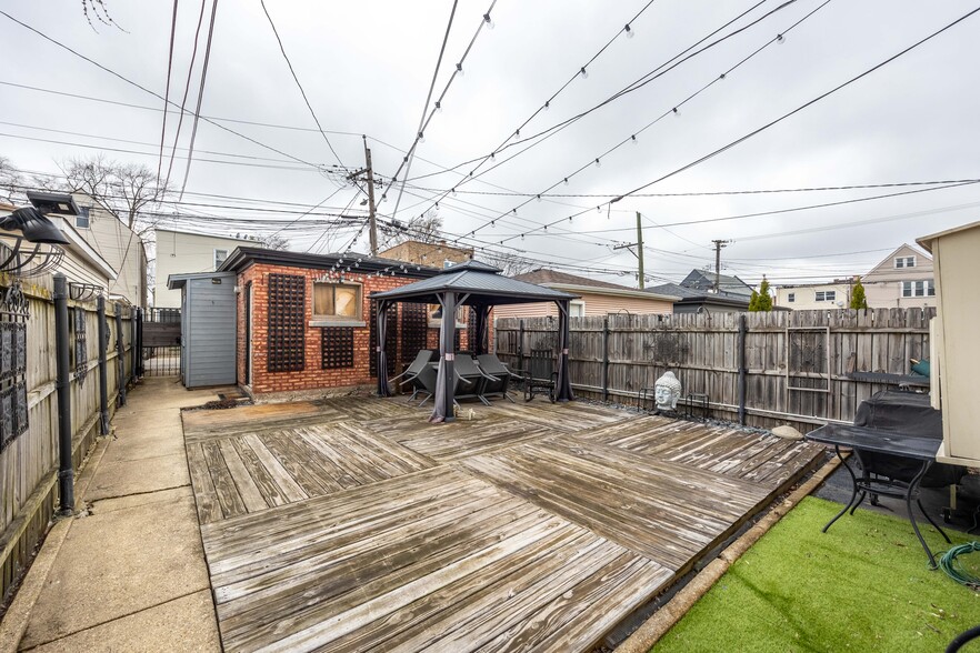 Building Photo - 2732 N Monticello Ave