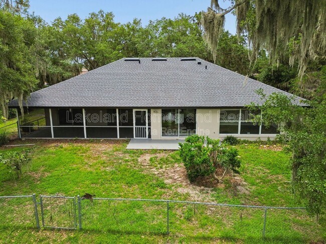 Building Photo - 95 Woodside Dr