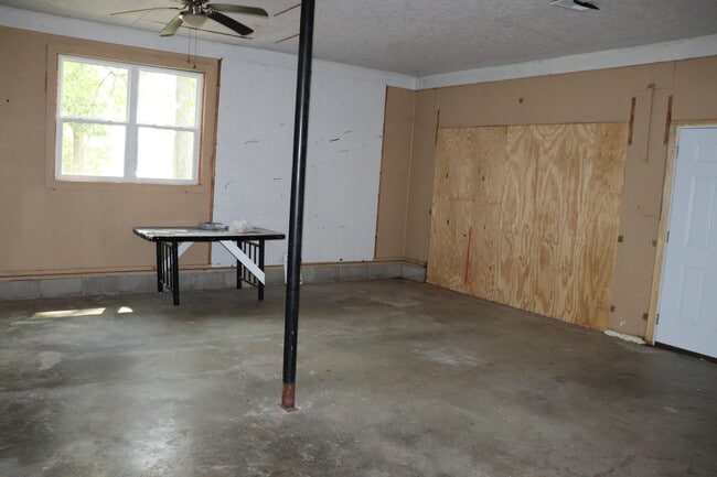 Building Photo - 49980 AL-21