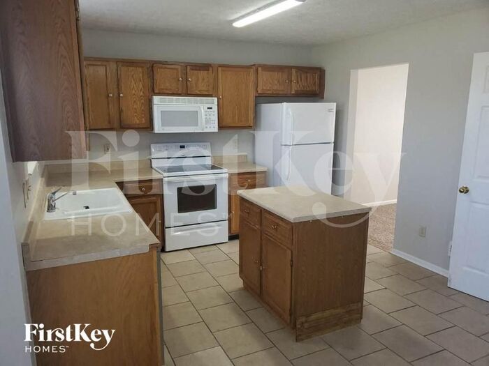 Building Photo - 4916 Rialto Ridge Dr
